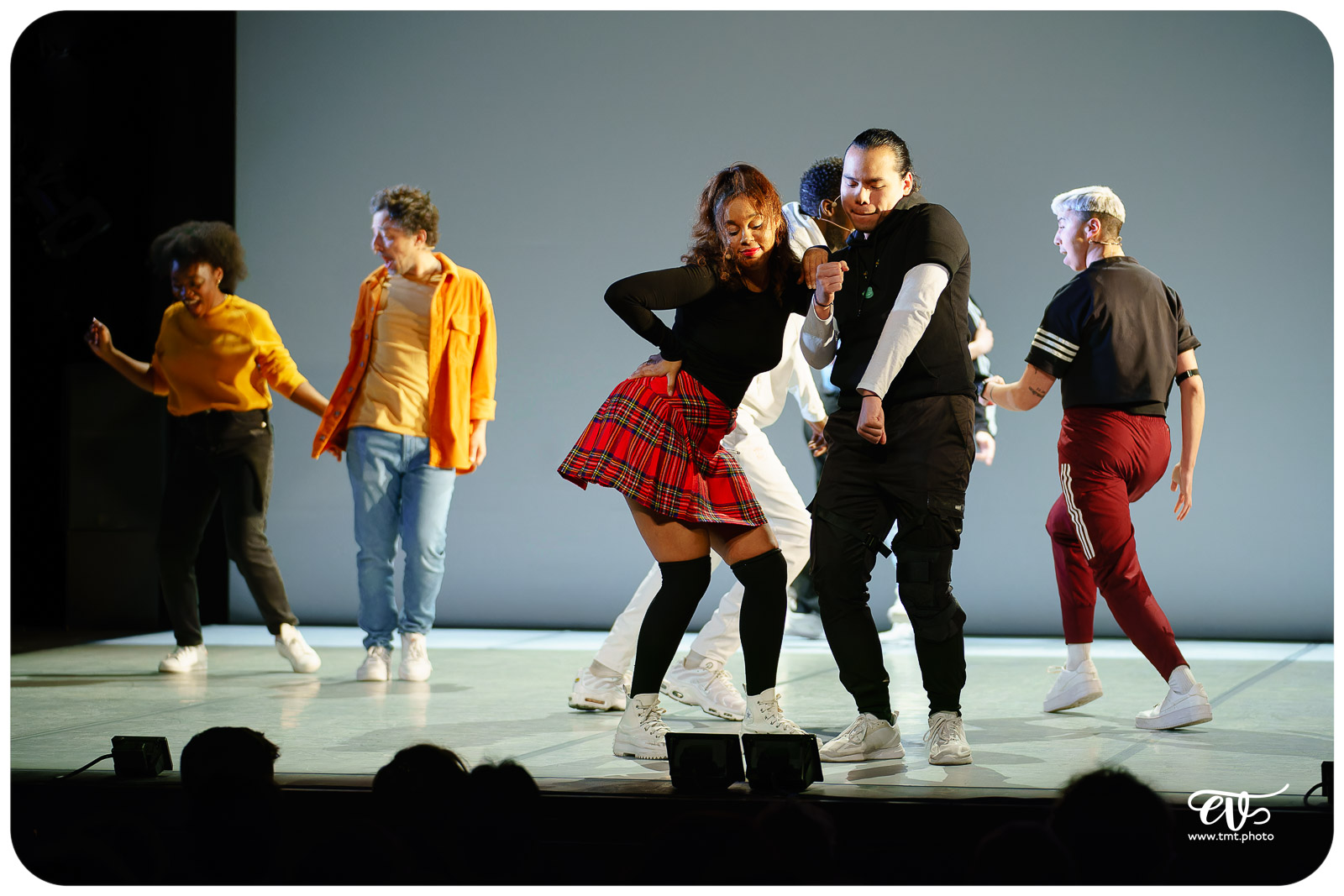 INCANDESCENCES (MADANI CIE)